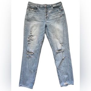 American Eagle Mom Jeans Button Fly Light Wash Distressed Size 14 Extra Long